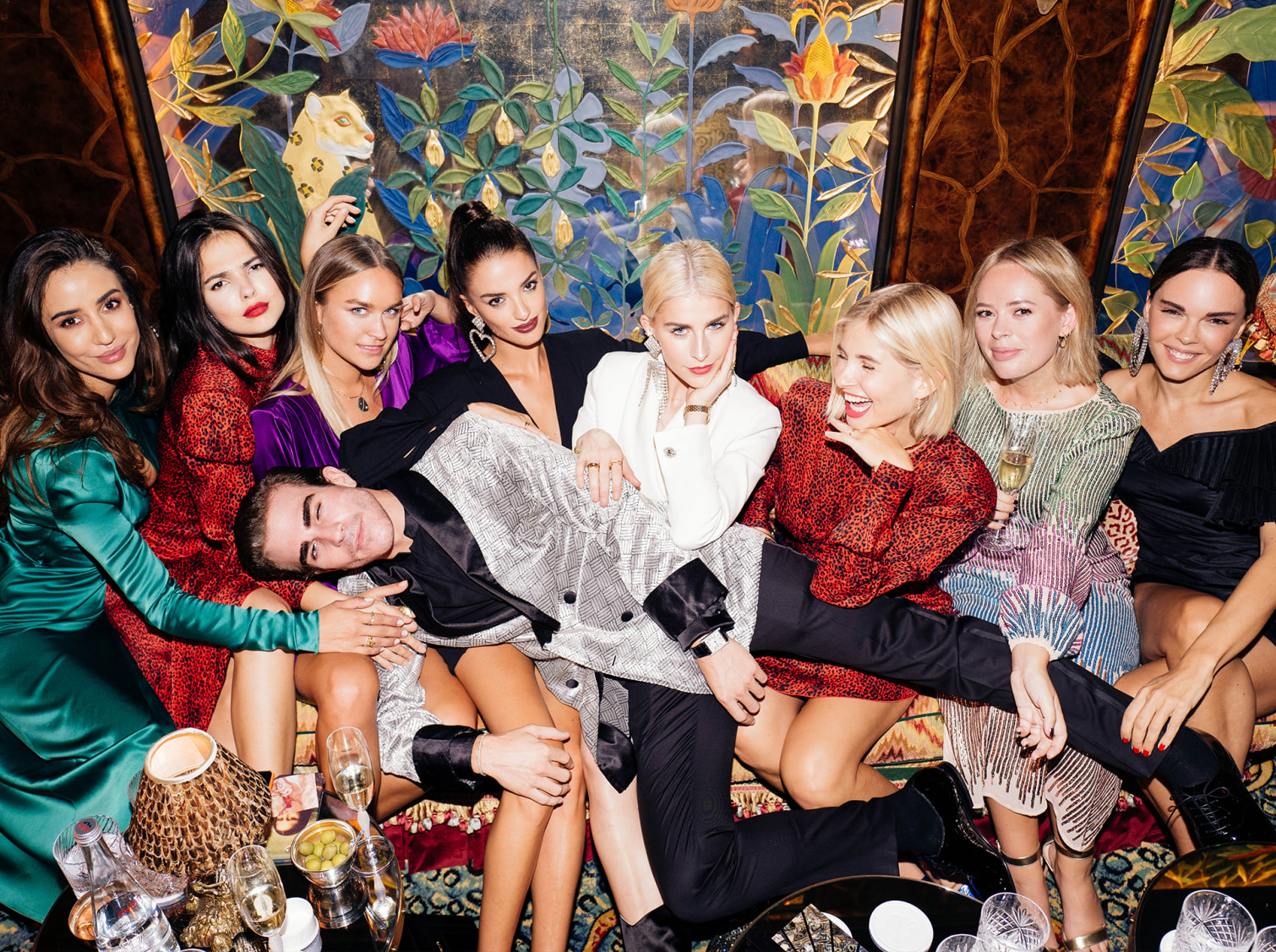 Une soirée prestigieuse en compagnie de LuisaViaRoma, Caro Daur et Alessandra Rich - 2a