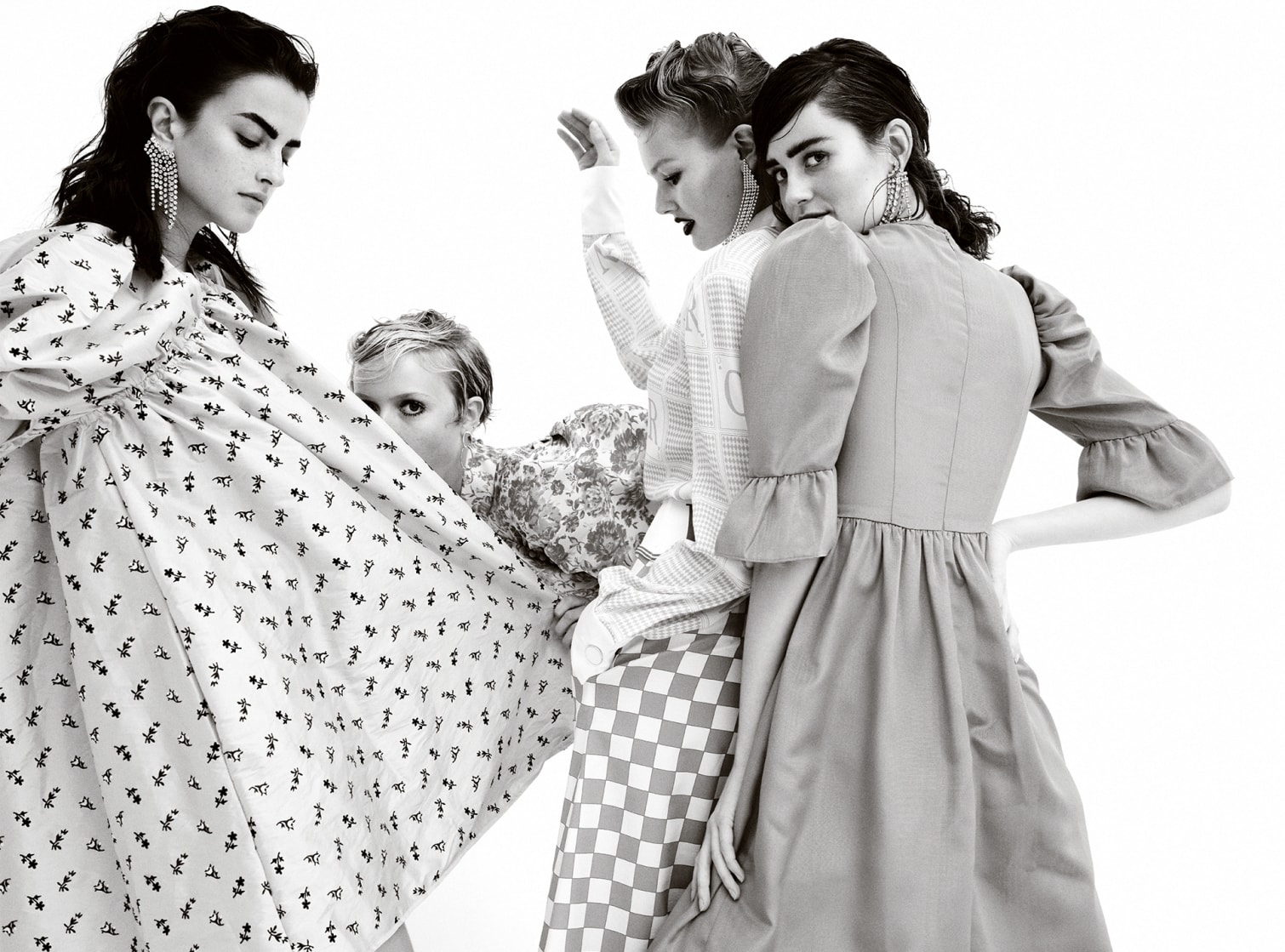 BACKSTAGE GLAMOUR - 3