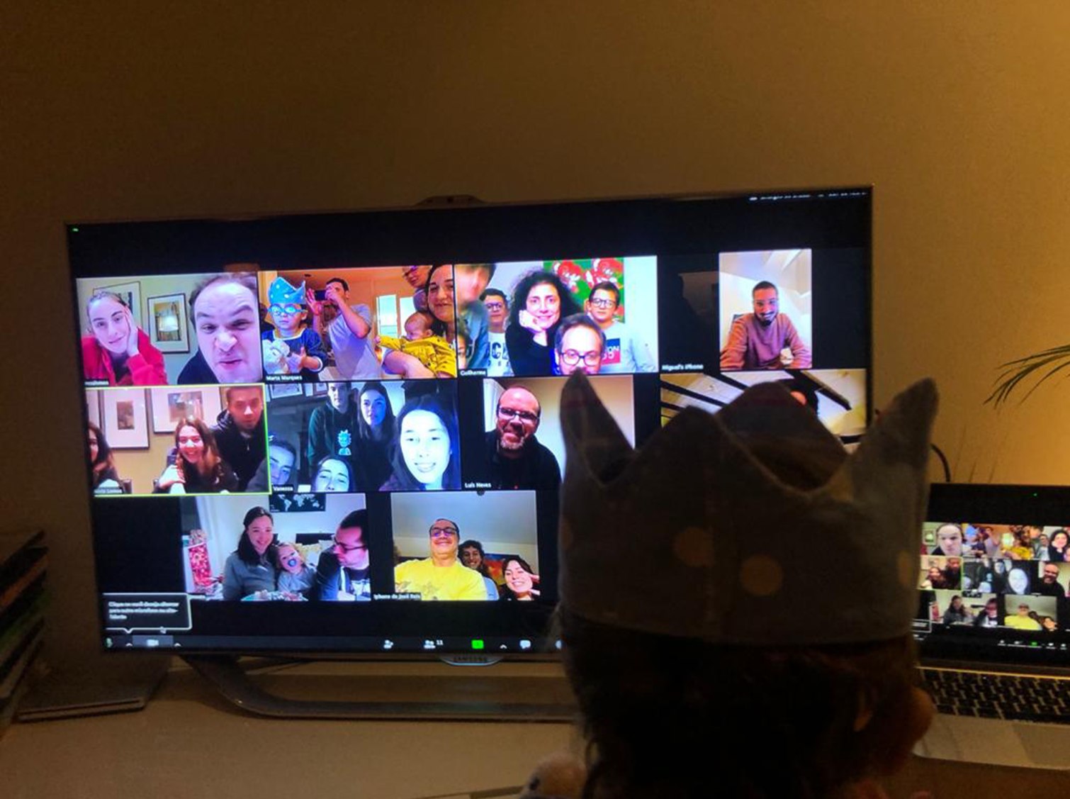 LVR bleibt zu Hause – mit Marques’Almeida - 5