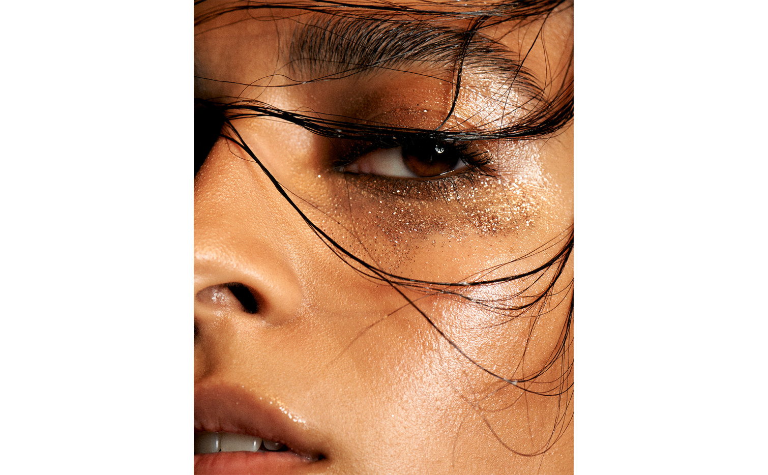 Beauty Slides: Trending Makeup Looks - 7