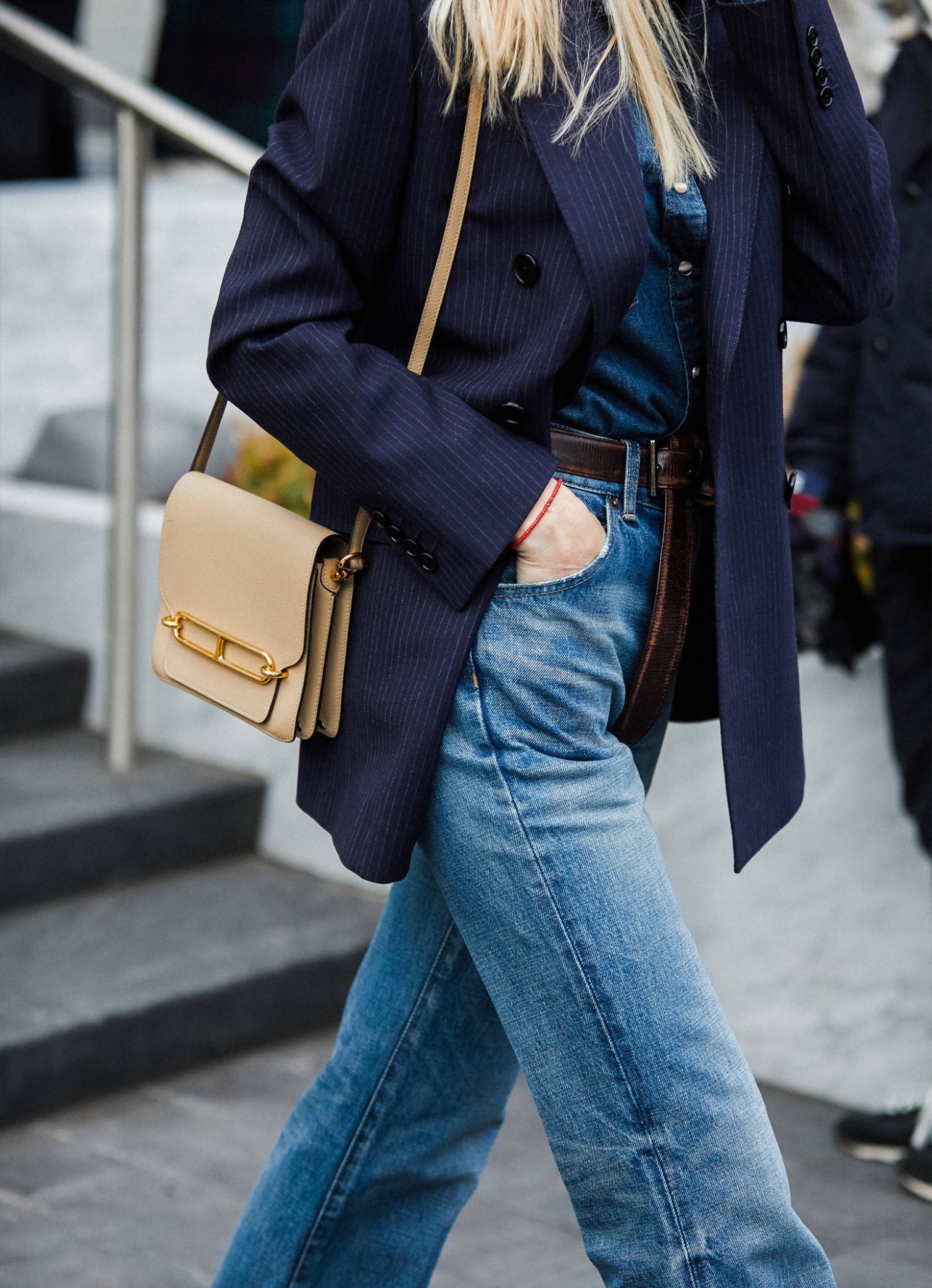 Kate Davidson Hudson photographed by @sandrasemburg.