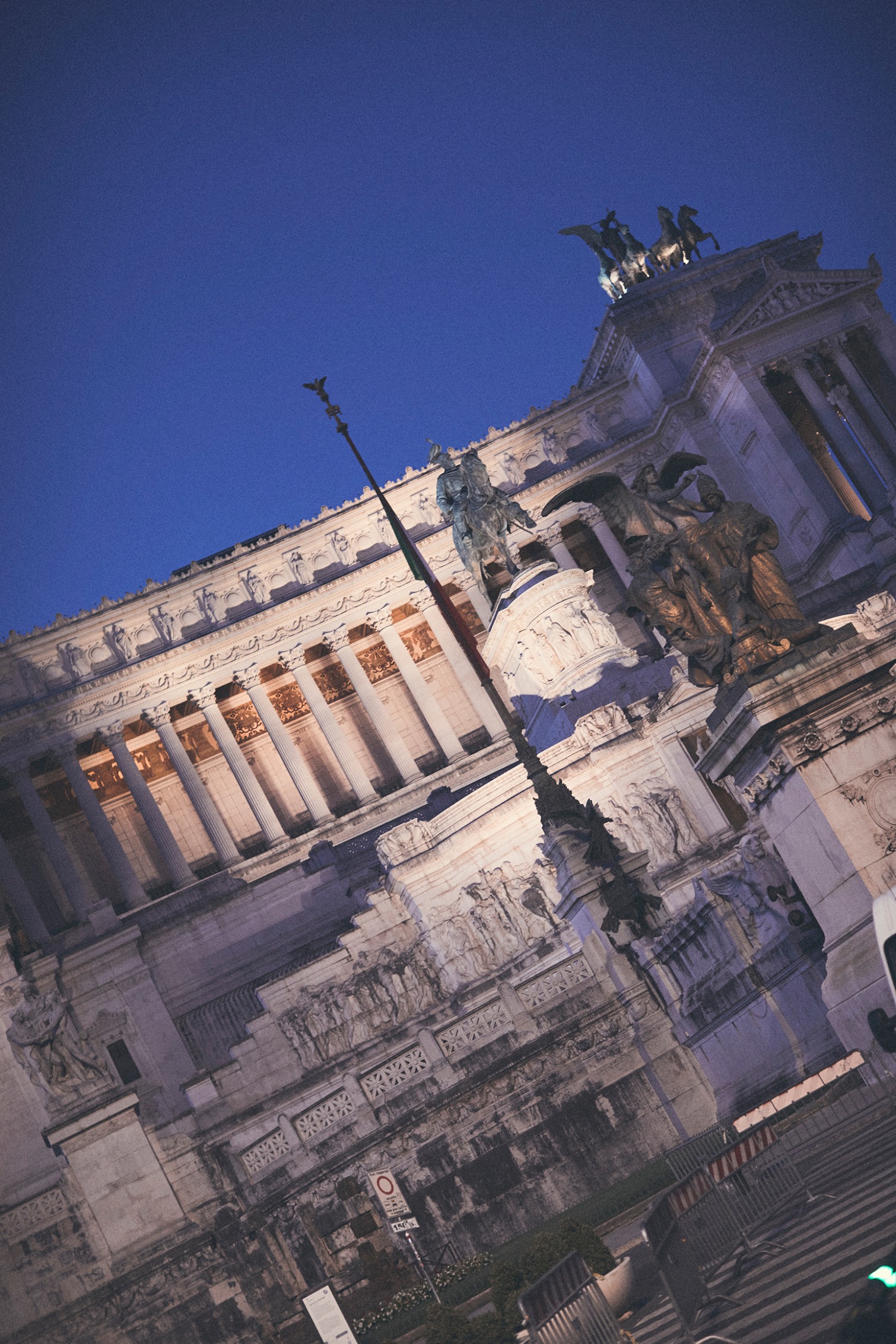 Style Codes: Eternal Fashion Essentials - 23