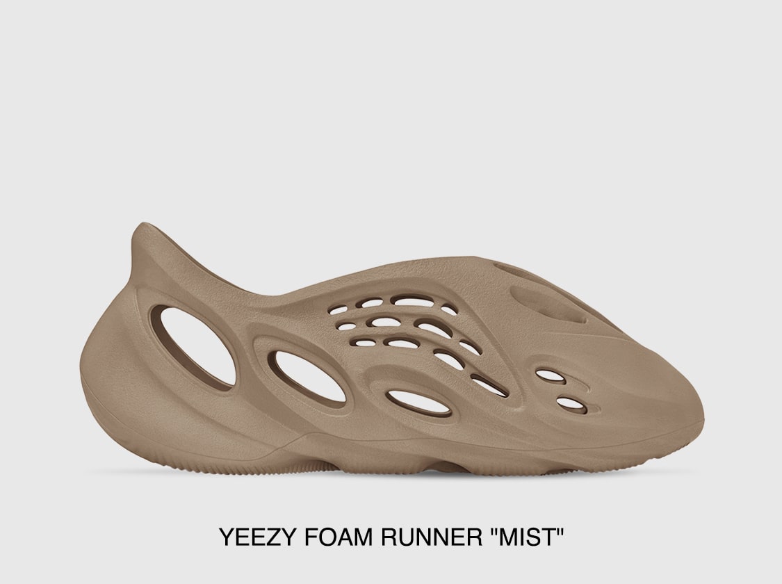 yeezy foam runner luisaviaroma