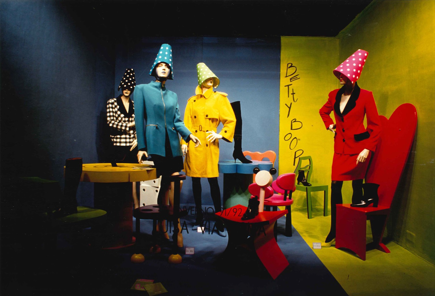 Lorenzo Gemma, der kreative Kopf hinter den Schaufenstern von LuisaViaRoma - LVR Mag_Lorenzo Gemma_10