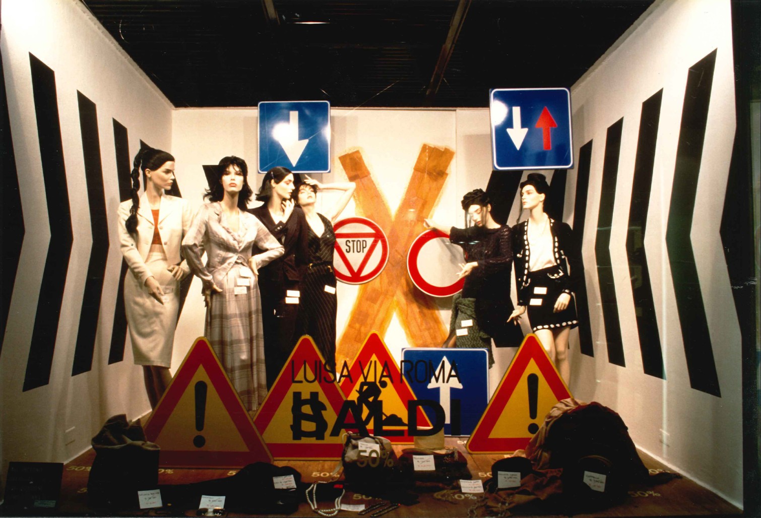 Lorenzo Gemma, der kreative Kopf hinter den Schaufenstern von LuisaViaRoma - LVR Mag_Lorenzo Gemma_5