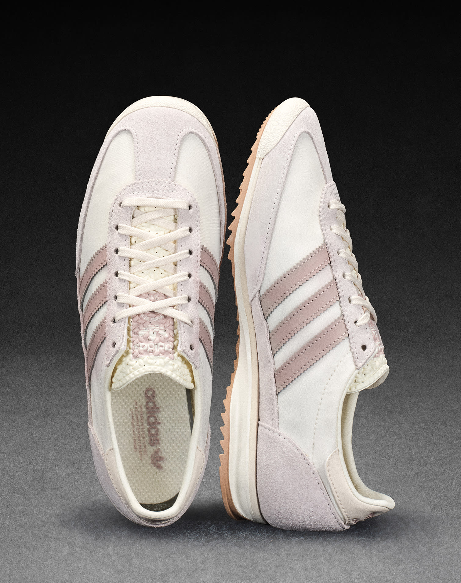 复古adidas originals运动鞋