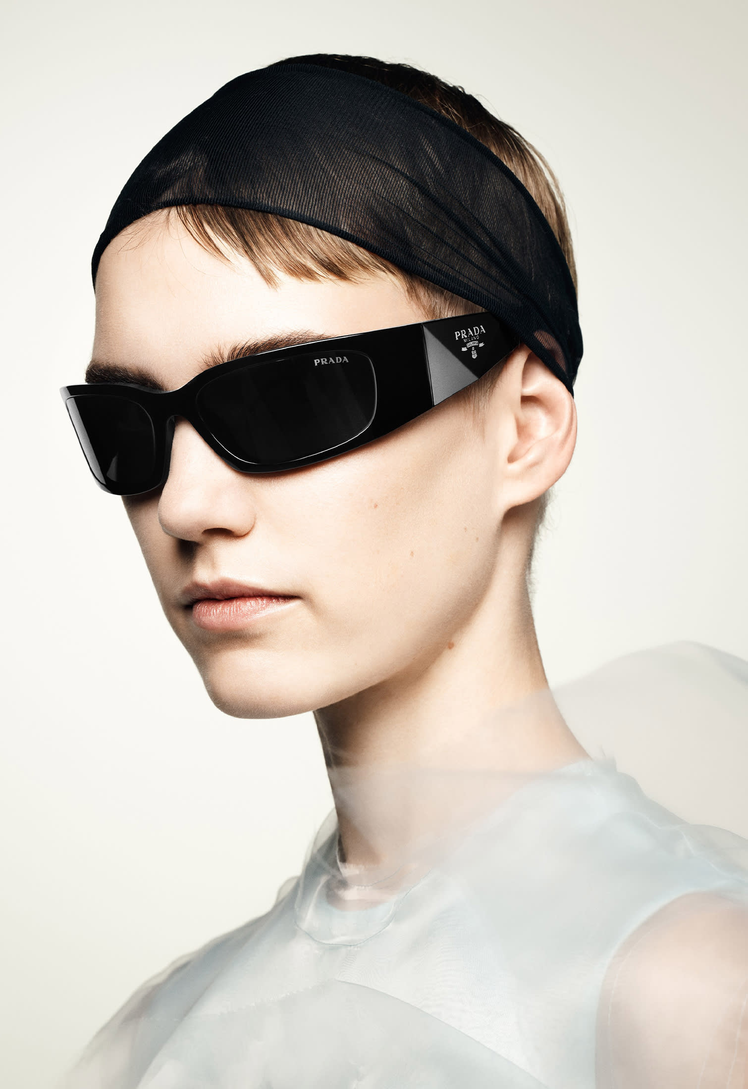 Prada黑色面具太阳镜