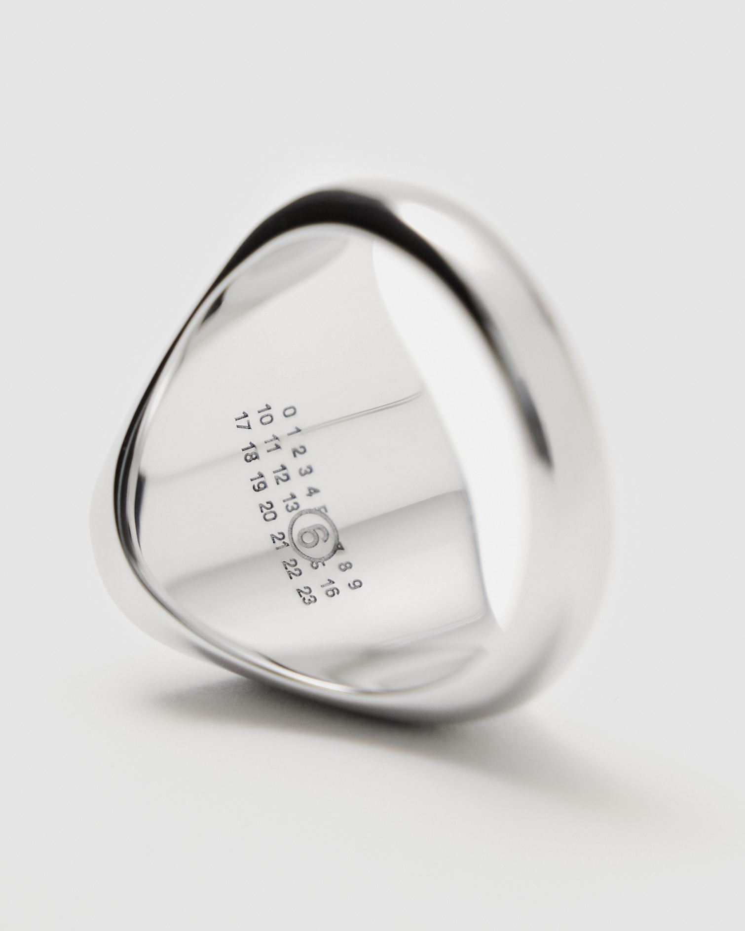 LVR_Shoppable2025_Man_immagini_prodotto_sotto Live – 23042025 - scheda-prodotto-ring