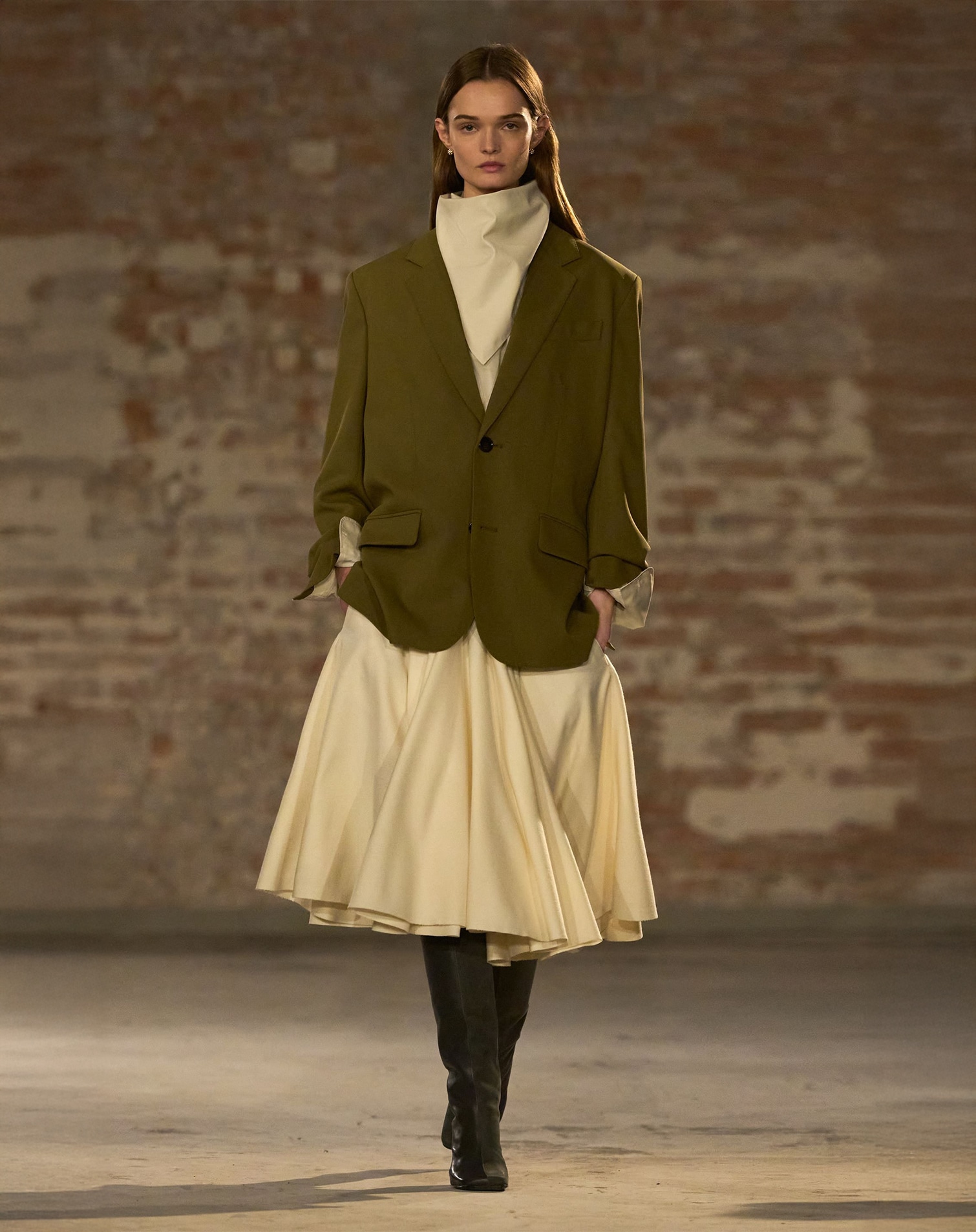 Outfit with butter yellow A-line skirt and khaki blazer