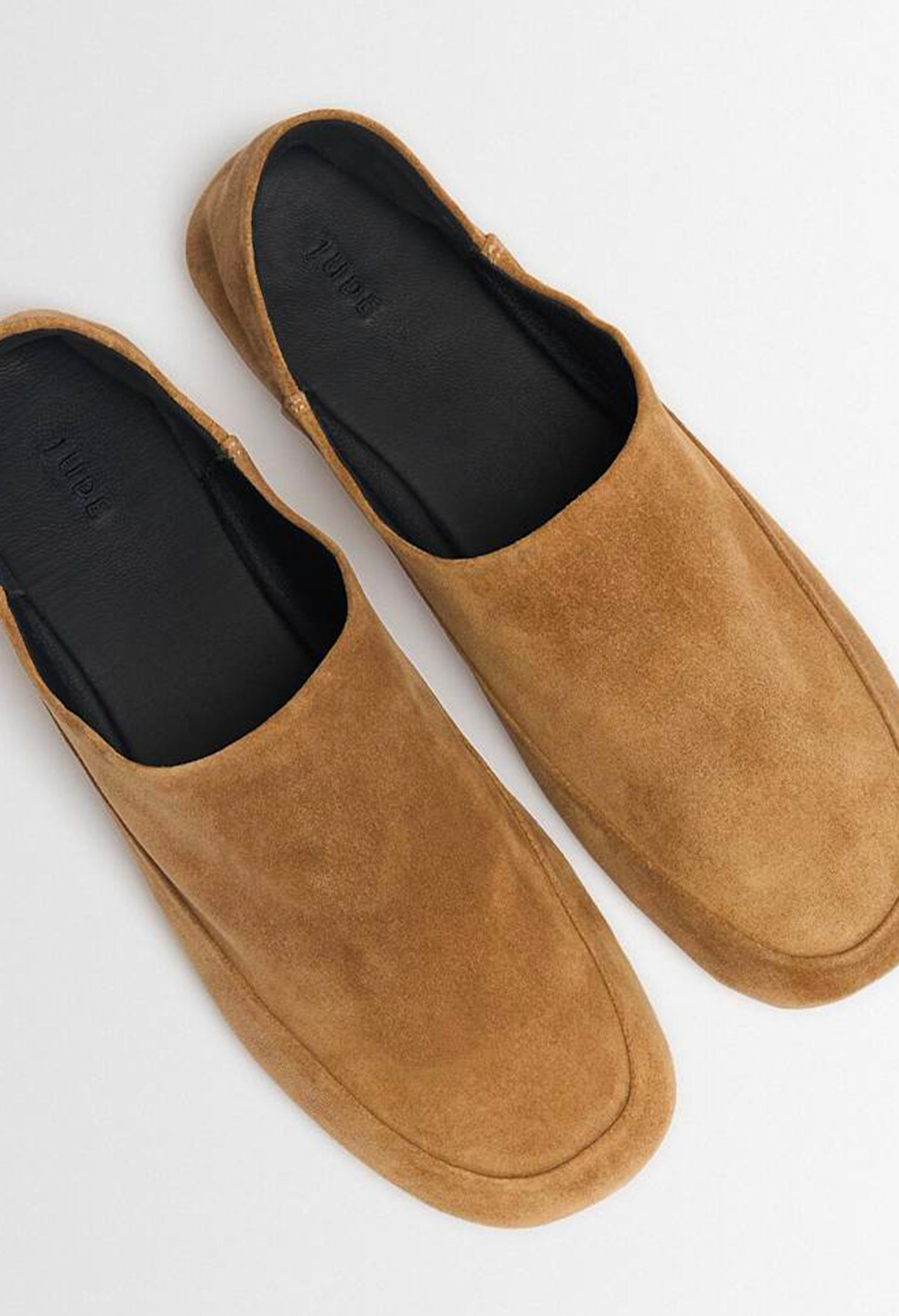Light brown suede flat slides